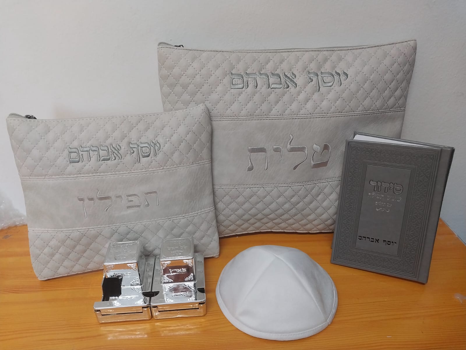 מארז קדושה לגבר – אבן בהיר